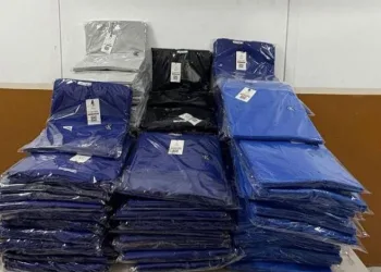 Kocaeli’de 3 milyonluk sahte giyim ürünü ele geçirildi