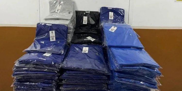 Kocaeli’de 3 milyonluk sahte giyim ürünü ele geçirildi