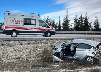Karaman’da otomobil şarampole takla attı: 1 yaralı