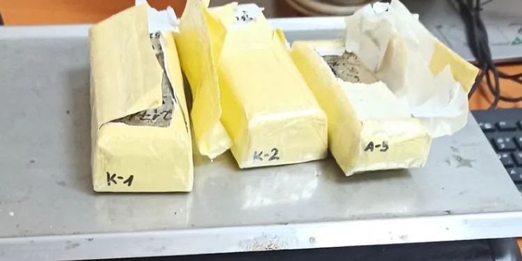 Türkiye’ye sokulmak istenen kilolarca uyuşturucu sınırda yakalandı