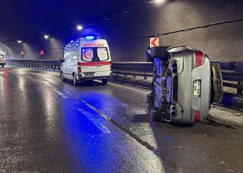Trabzon Çömlekçi Tüneli’nde kaza: 2 yaralı