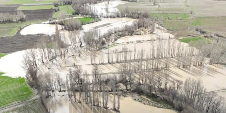 Son 20 yılın en yüksek miktarda yağışı görüldü, tarım arazileri sular altında kaldı