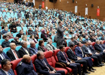 Uşak’ta ‘Yüzyılın Konut Projesi’nin kuraları çekildi