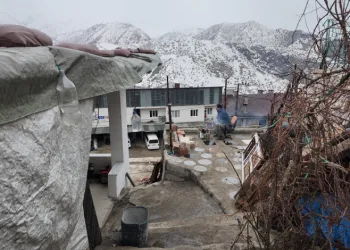 Bütün birikimi ile ev yaptı, toprak kayması ile ‘hayatı’ askıda kaldı