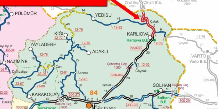 Bingöl-Erzurum karayolu tır trafiğine kapatıldı