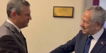 Özgür Özel, Bülent Arınç’la bir araya geldi