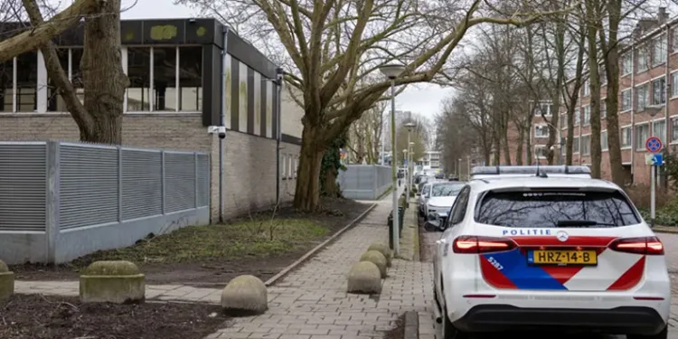 Amsterdam’da Yahudi okulunda patlama