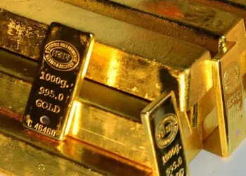 Altın dibe yaklaştı