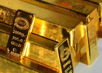 Altın ve Gümüş Fırladı