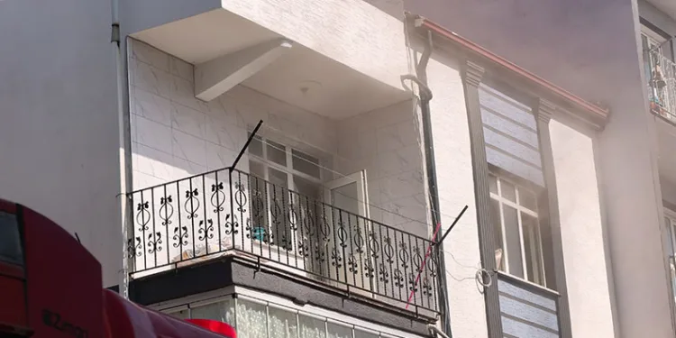 Bursa’da iftar hazırlığı sırasında çıkan yangın paniğe neden oldu