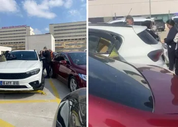 Ulu Camii’nde yoğunluk sebebiyle bir kadın baygınlık geçirdi