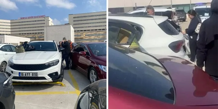 Ulu Camii’nde yoğunluk sebebiyle bir kadın baygınlık geçirdi