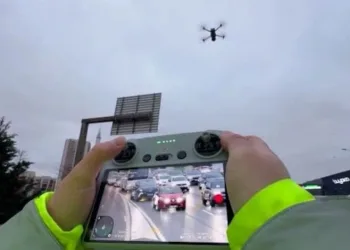 İstanbul’da trafik polislerince taralı alan ihlali uygulaması yapıldı