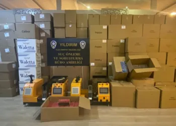 Bursa’da kaçak sigara imalathanesine operasyon