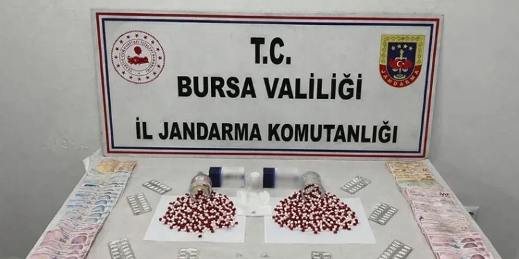Bursa’da bin 39 adet sentetik hap ele geçirildi