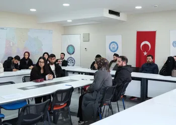 Genç çiftlere ‘aile’ eğitimi