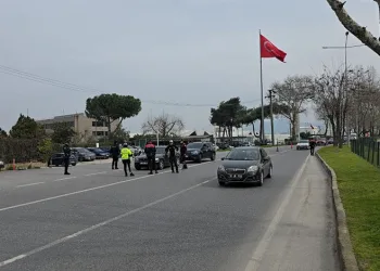 Mudanya’da polis ekipleri göz açtırmıyor
