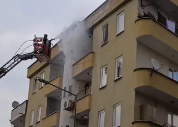Bursa’da yemek yapılırken çıkan yangın paniğe neden oldu