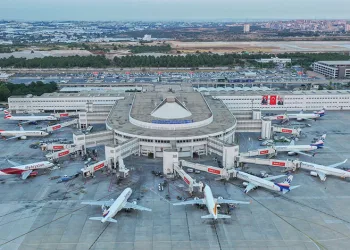 Şubat ayında havayoluyla seyahat edenlerin sayısı 45 ilin nüfusunu aştı