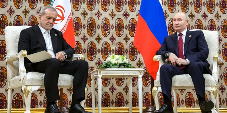 Rusya Devlet Başkanı Putin, İran Cumhurbaşkanı Pezeşkiyan ile görüştü