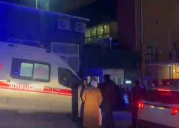 Çamaşır suyu üretim tesisinde 8 kişi zehirlendi