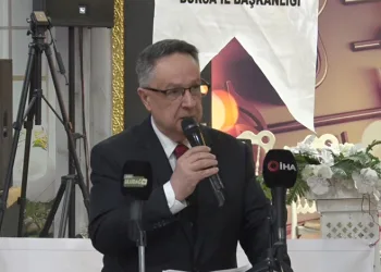 “Mazlumun yanında, zalimlerin karşısındayız”