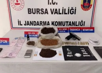 Bursa’da Jandarma’dan uyuşturucu tacirlerine darbe