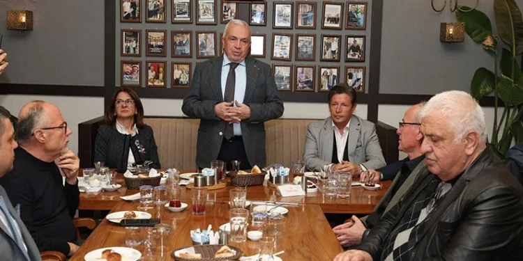 Şadi Özdemir amatör spor kulüp temsilcileri ile buluştu