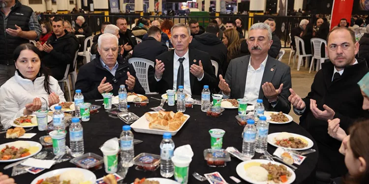 Ramazan’ın bereketi Yıldırım’da paylaşıldı
