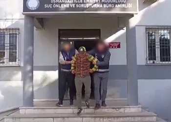 Bursa’da kesinleşmiş hapis cezası bulunan 2 şahıs yakalandı
