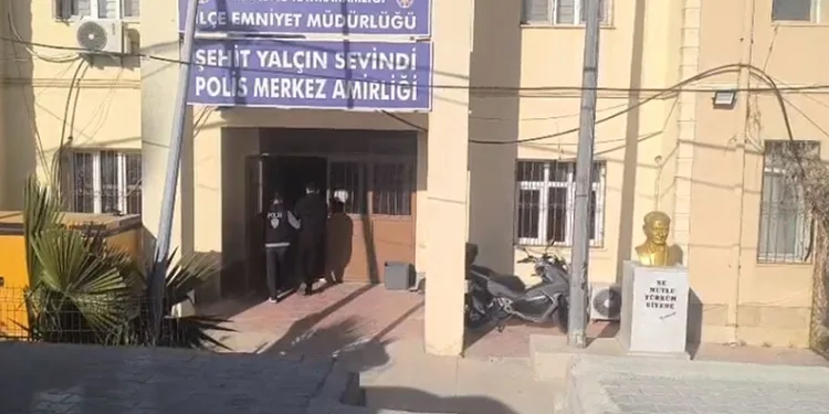 “Yol verme” tartışmasında üç çocuk babasını öldüren firari 2 şahıs yakalandı