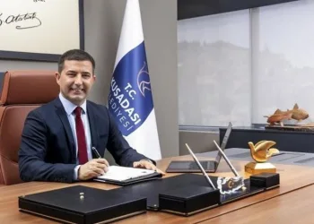 Kuşadası Belediye Başkanı Ömer Günel gözaltına alındı