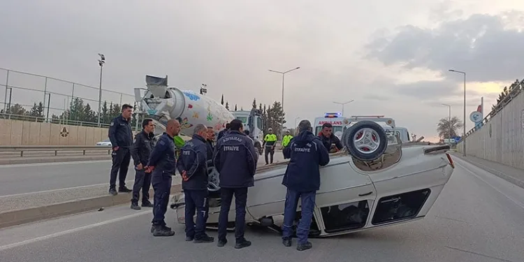 Adıyaman’da otomobil takla attı: 3 yaralı