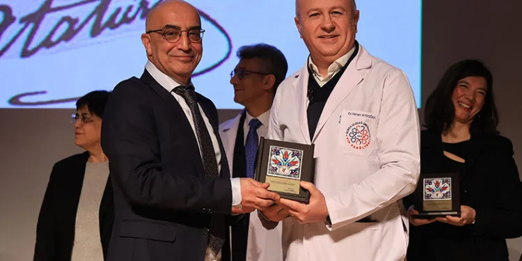 BUÜ’de 14 Mart Tıp Bayramı kutlandı