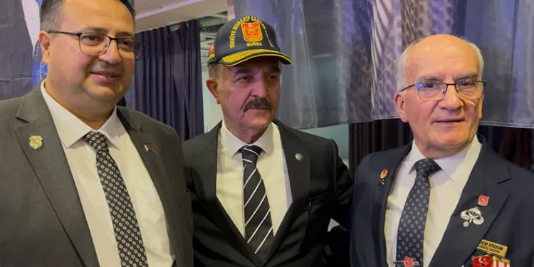 “Türkiye üzerinde hesap yapanlar, kazdıkları kuyuya düşecektir”