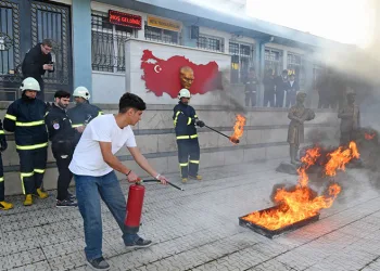 Osmangazi’de gerçeğini aratmayan yangın tatbikatı