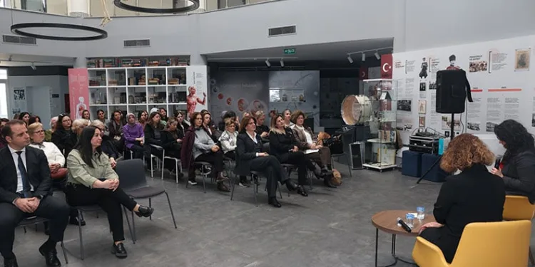 Nilüfer’de Medeni Kanun ele alındı