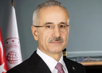 Uraloğlu: Uçuşlar geçici olarak durduruldu