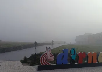 Edirne’de sis etkili oldu, Selimiye gözden kayboldu