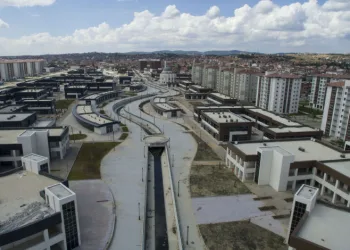 Ege’nin kalbi Uşak’a 23 yılda 135 tesis kazandırıldı