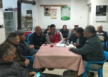 Kıran’da arıcılara gece mesaisi