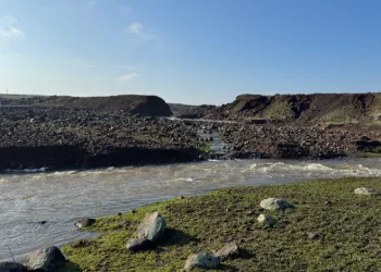 Diyarbakır’da sağanak nedeniyle sulama göleti patladı: Ekili alanlar su altında kaldı